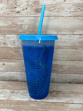 Load image into Gallery viewer, Blue Mermaid Color Changing Cup with Tail in Ice
